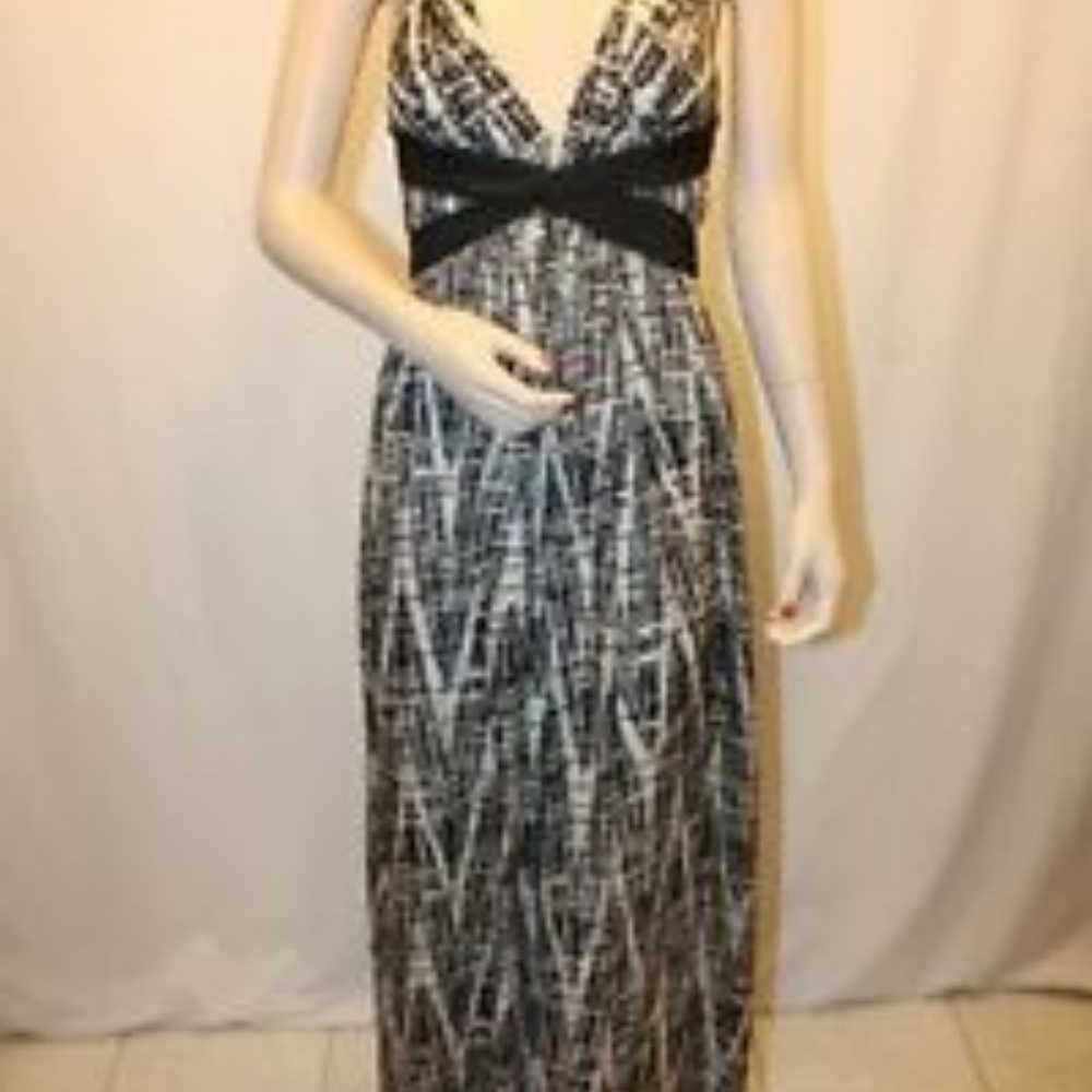 NEW BCBG MAX Azria Vapor Silk Woven Maxi Dress - Picture 3 of 8